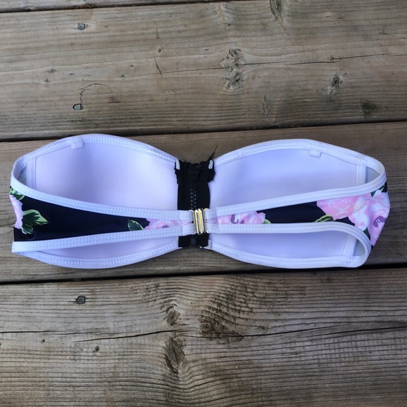 Floral Strapless Bikini Top SHEIN (Size S) - Picture 4 of 8